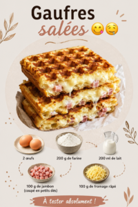 Gaufres salées garnies de légumes et fromages sur une assiette.