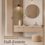 Couloir scandinave élégant décoré avec des meubles modernes et des accessoires pratiques.