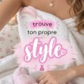 Femme souriante se regardant dans un miroir en essayant des vêtements différents, recherchant son style unique.